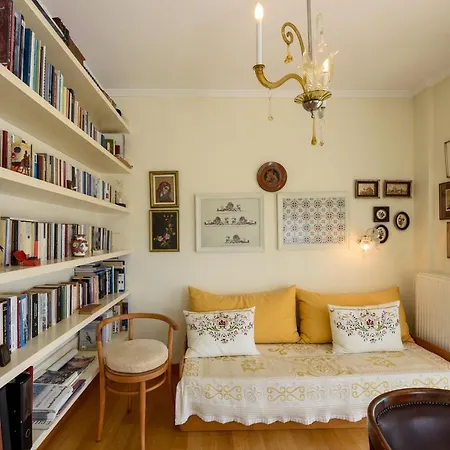 Апартамент Living Exceptionally Солун