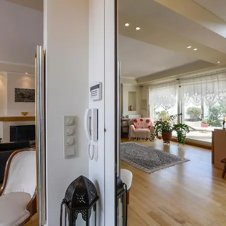 Living Exceptionally Apartment